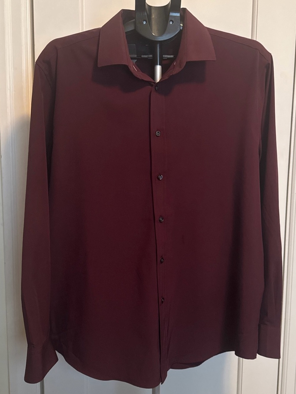 Men's Burgundy Long-Sleeve Button-Down Shirt